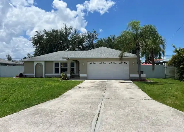Property at 404 SE 19th Ln, Cape Coral, FL, 33990, 3 beds, 2 baths, [object Object]