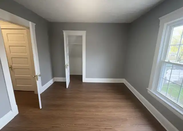 Property at 3215 Saratoga Ave, Cleveland, OH, 44109, 2 beds, 1 bath, [object Object]