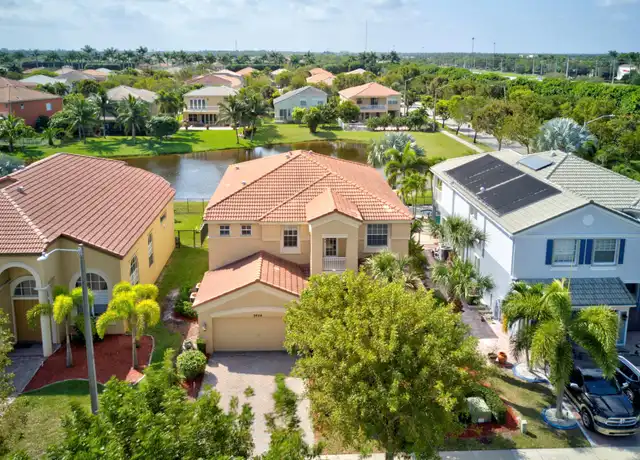 Property at 9864 Woolworth Ct, Wellington, FL, 33414, 5 beds, 3.5 baths, [object Object]