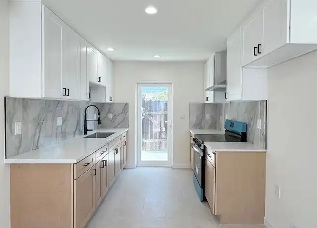 Property at 284 N Palm Ave Unit D, Upland, CA, 91786, 2 beds, 2 baths, [object Object]