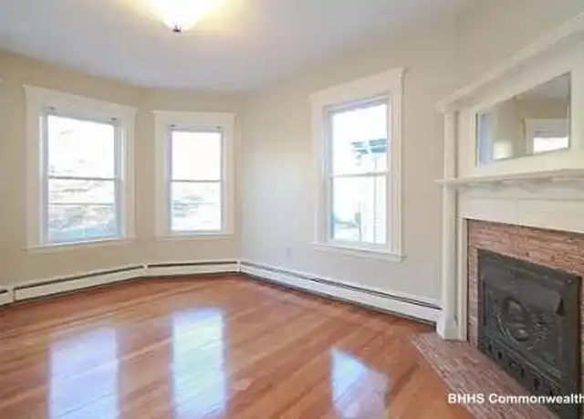 Property at 226 Clifton St, Malden, MA, 02148, 3 beds, 2 baths, [object Object]
