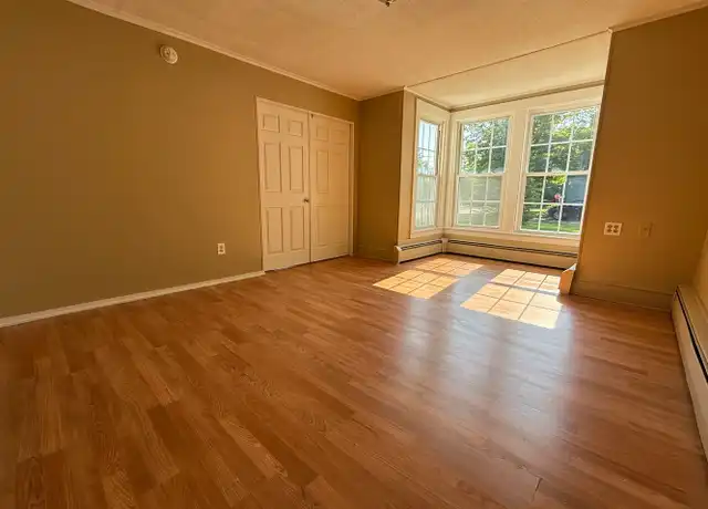 Property at 1 Kelley St Apt 1, Fairfield, ME, 04937, 3 beds, 1 bath, [object Object]