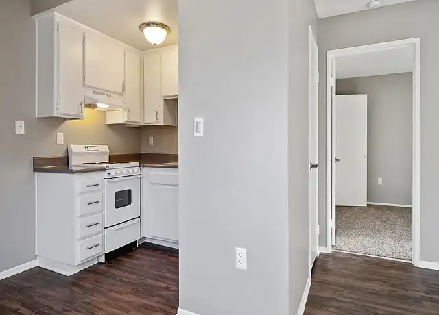 Photo of 1000 S Gilbert St, Hemet, CA 92543