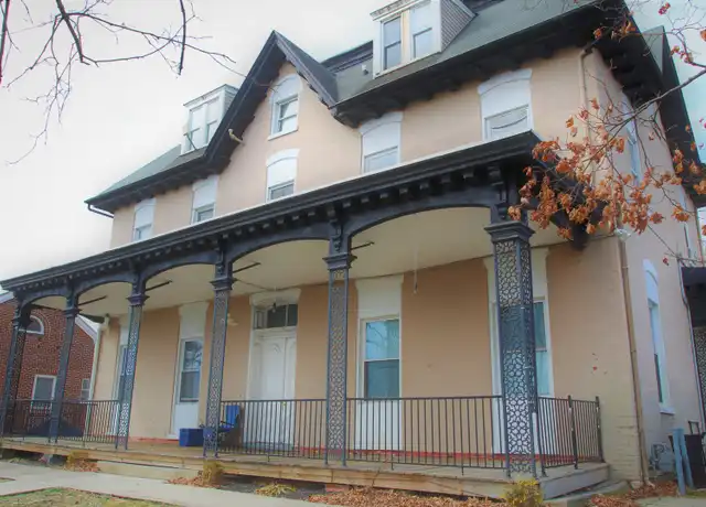 Property at 671 Highland Way Unit 5, Hagerstown, MD, 21740, 3 beds, 1 bath, [object Object]