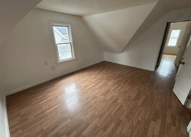Property at 36-38 Wilmont St Unit 3, Springfield, MA, 01108, 2 beds, 1 bath, [object Object]