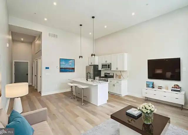 Property at 1243 N 26th St Unit 2, Philadelphia, PA, 19121, 1 bed, 1 bath, [object Object]
