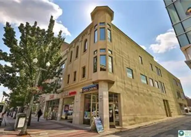 Property at 818-822 Hamilton St Unit 302, Allentown, PA, 18101, 2 beds, 2 baths, [object Object]