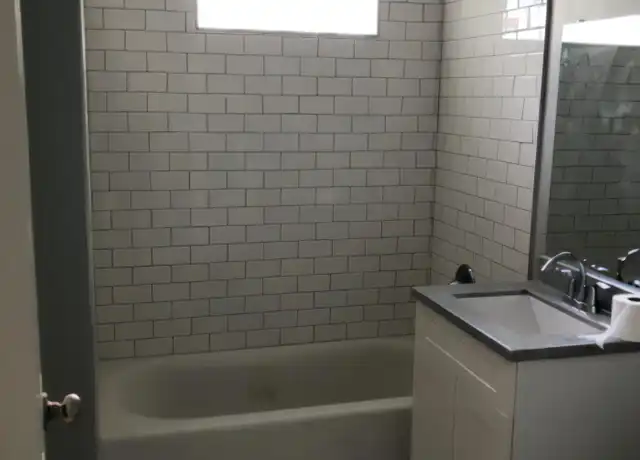 Property at 619 Mendota St, Saint Paul, MN, 55106, 3 beds, 1 bath, [object Object]