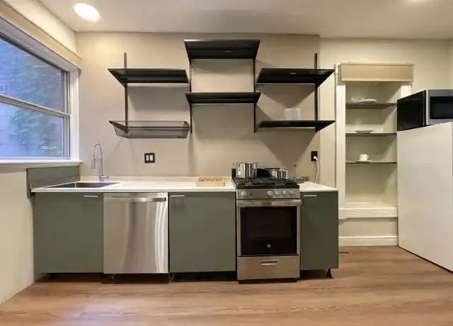 Property at 131 Bradley St Unit 1, New Haven, CT, 06511, 1 bed, 1 bath, [object Object]
