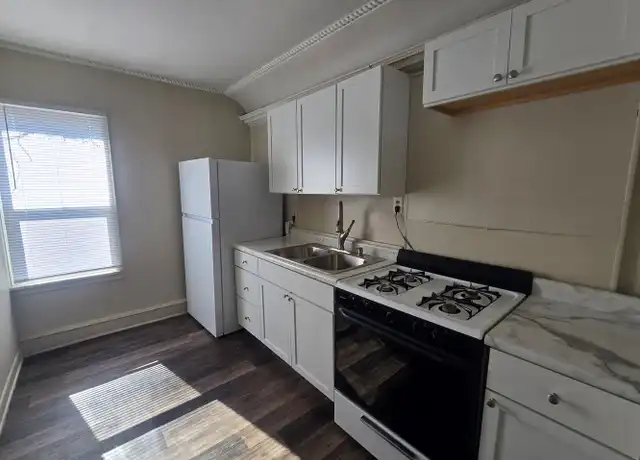 Property at 6901 W Mitchell St #3, West Allis, WI, 53214, 1 bed, 1 bath, [object Object]