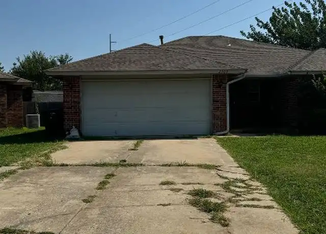 Property at 2309 Helm Ct, Norman, OK, 73071, 3 beds, 2 baths, [object Object]