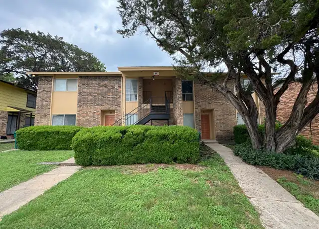 Property at 1303 Indian Trl Apt D, Harker Heights, TX, 76548, 2 beds, 1 bath, [object Object]