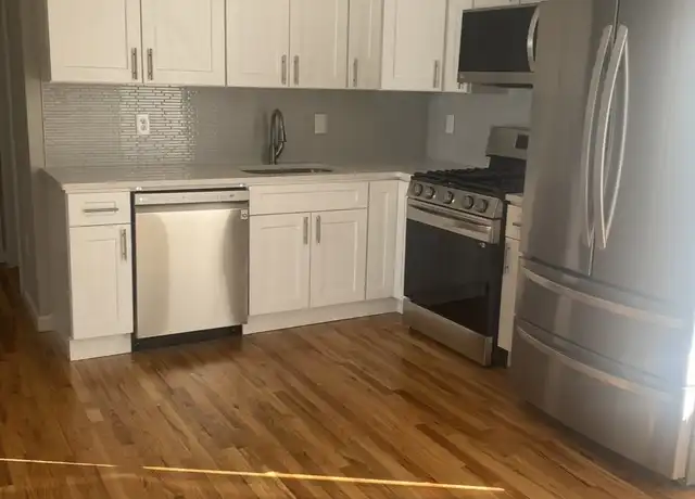 Property at 644 Hallett St, Bridgeport, CT, 06608, 4 beds, 2 baths, [object Object]
