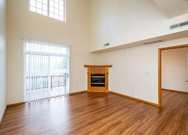 Property at 420 5th St Unit 42021, Coralville, IA, 52241, 2 beds, 1.5 baths, [object Object]