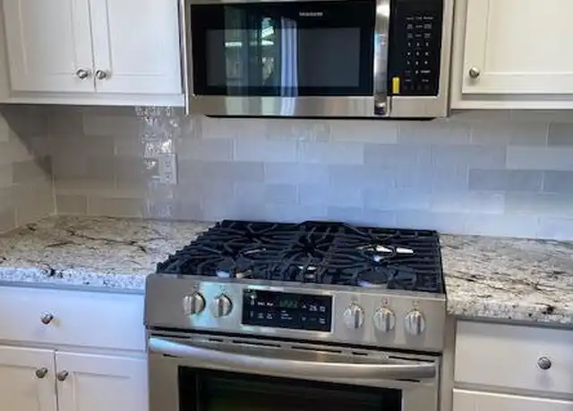 Property at 10523 N 73rd Dr, Peoria, AZ, 85345, 4 beds, 2 baths, [object Object]