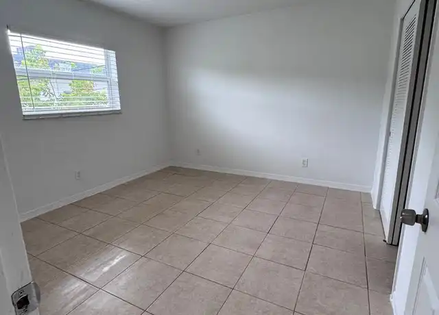 Property at 3611 N Dixie Hwy Unit 3619, Oakland Park, FL, 33334, 1 bed, 1 bath, [object Object]