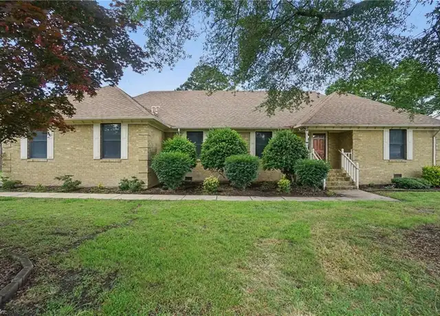 Property at 1724 Hodges Ferry Rd, Portsmouth, VA, 23701, 4 beds, 2.5 baths, [object Object]