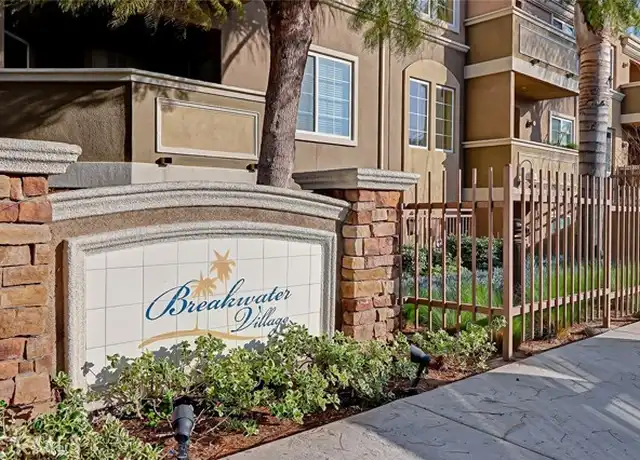Property at 2750 Artesia Blvd, Redondo Beach, CA, 90278, 1 bed, 1 bath, [object Object]