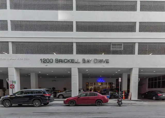 Property at 1200 Brickell Bay Dr #3210, Miami, FL, 33131, 0 beds, 1 bath, [object Object]