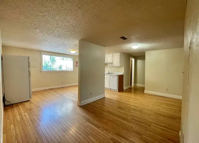 Property at 1857 11th Ave Unit B, Greeley, CO, 80631, 3 beds, 1 bath, [object Object]