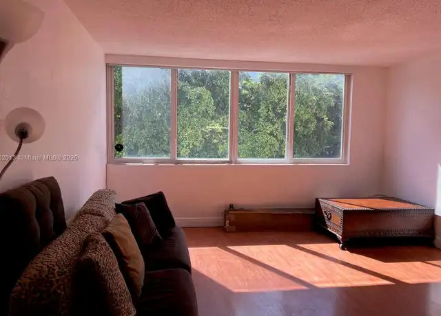 Property at 9001 SW 77th Ave Unit C305, Miami, FL, 33156, 1 bed, 1 bath, [object Object]