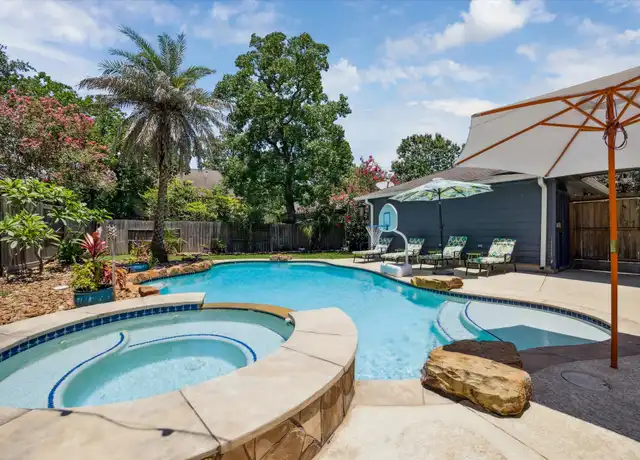 Property at 4311 Meadowbank Dr, Seabrook, TX, 77586, 4 beds, 2.5 baths, [object Object]