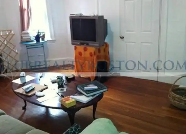 Property at 30 Brackett St Unit 2, Boston, MA, 02135, 4 beds, 1 bath, [object Object]