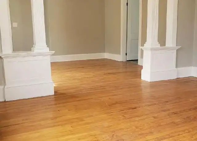 Property at 184 East Ave Unit 2, Lewiston, ME, 04240, 1 bed, 1 bath, [object Object]