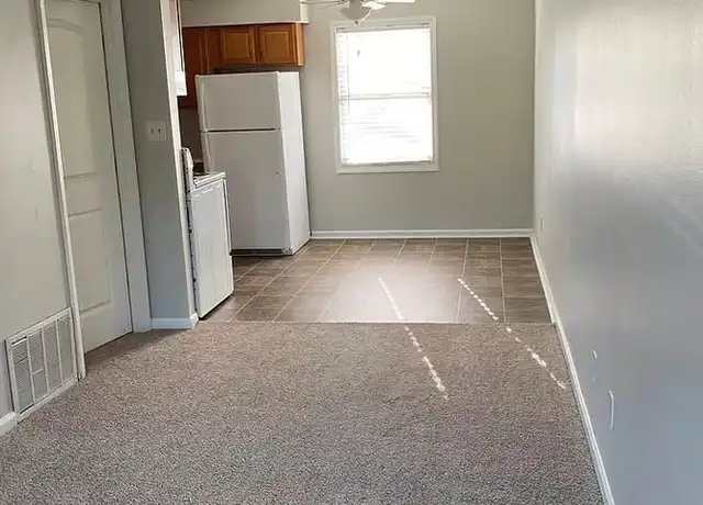 Property at 302 Brown St Unit 6, Berea, KY, 40403, 3 beds, 1 bath, [object Object]