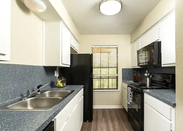Property at Settler's Creek Apartments - 8001 W Highway 71, Austin, TX, 78735, 2 beds, 1-2 bath, [object Object]
