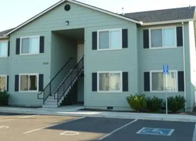 Property at 2162 Crater Lake Ave Unit C, Medford, OR, 97504, 2 beds, 2 baths, [object Object]