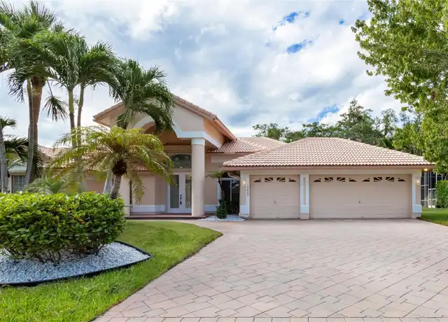 Property at 15683 Cypress Park Dr, Wellington, FL, 33414, 5 beds, 3 baths, [object Object]