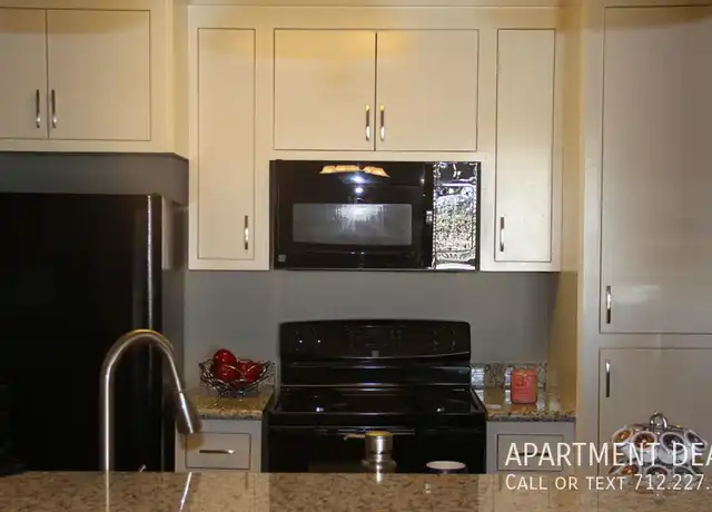 Property at 317 Gladstell St Unit 3612, Conroe, TX, 77301, 2 beds, 1 bath, [object Object]