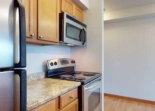 Property at Viewpoint Apartments - 21428 International Blvd, Seatac, WA, 98198, 0-2 beds, 1-2 bath, [object Object]