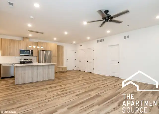 Property at 5126 S Kenwood Ave Unit 302, Chicago, IL, 60615, 4 beds, 4 baths, [object Object]
