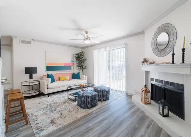 Property at 200 Hollow Tree Ln Unit 1074-1, Houston, TX, 77090, 1 bed, 1 bath, [object Object]