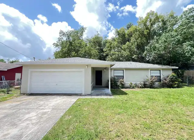 Property at 109 E Osceola St, Minneola, FL, 34715, 3 beds, 2 baths, [object Object]