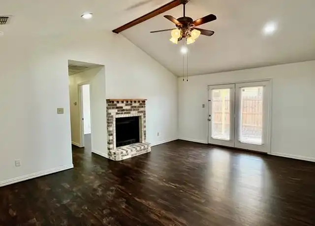Property at 2812 Paisley St, Denton, TX, 76209, 3 beds, 2 baths, [object Object]