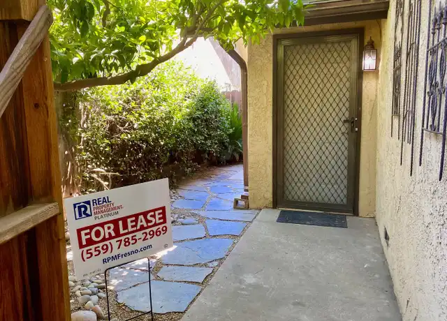 Property at 70 W Sierra Ave #102, Fresno, CA, 93704, 2 beds, 1 bath, [object Object]