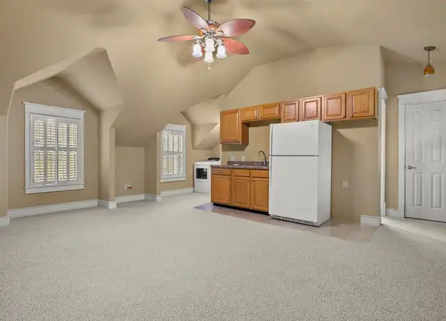 Property at 5608 Jim Hogg Ave Unit B, Austin, TX, 78756, 1 bed, 1 bath, [object Object]