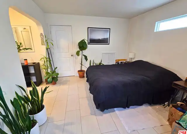 Property at 1224 21st St Unit D, Santa Monica, CA, 90404, 0 beds, 1 bath, [object Object]