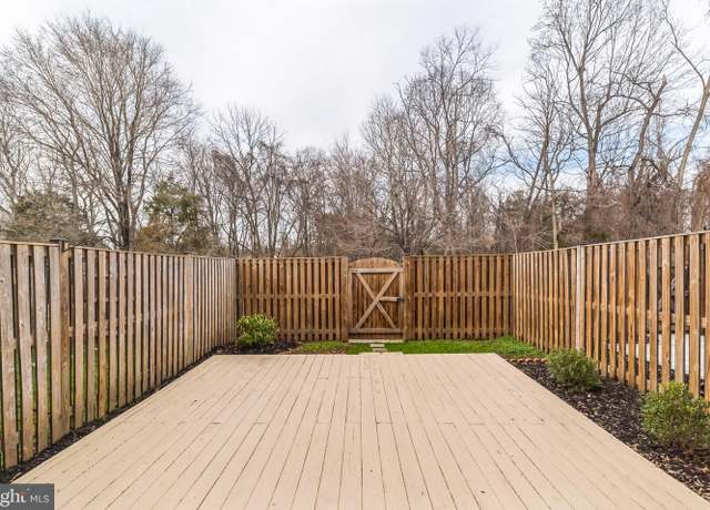 Photo of 9818 Spillway Ct, Burke, VA 22015