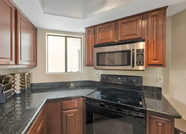 Property at 885 N Granite Reef Rd, Scottsdale, AZ, 85257, 2 beds, 2.5 baths, [object Object]