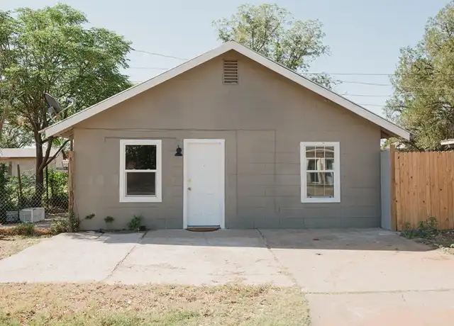 Property at 1322 N Lincoln Ave, Odessa, TX, 79761, 1 bed, 1 bath, [object Object]
