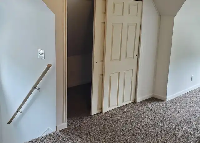 Property at 1830 E 33rd St, Lorain, OH, 44055, 4 beds, 2 baths, [object Object]