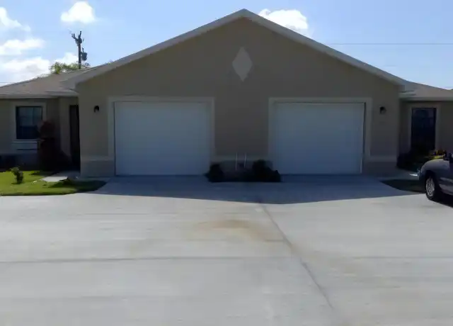 Property at 3729 Skyline Blvd, Cape Coral, FL, 33914, 3 beds, 2 baths, [object Object]