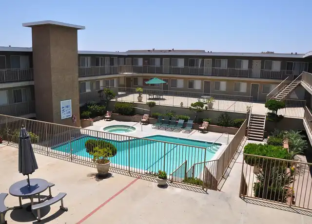 Property at Pinnacle Lemoli - 13750 Lemoli Ave, Hawthorne, CA, 90250, 0 beds, 1 bath, [object Object]