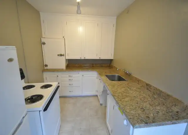 Property at 527 1st Ave N Unit 204, Seattle, WA, 98109, 0 beds, 1 bath, [object Object]