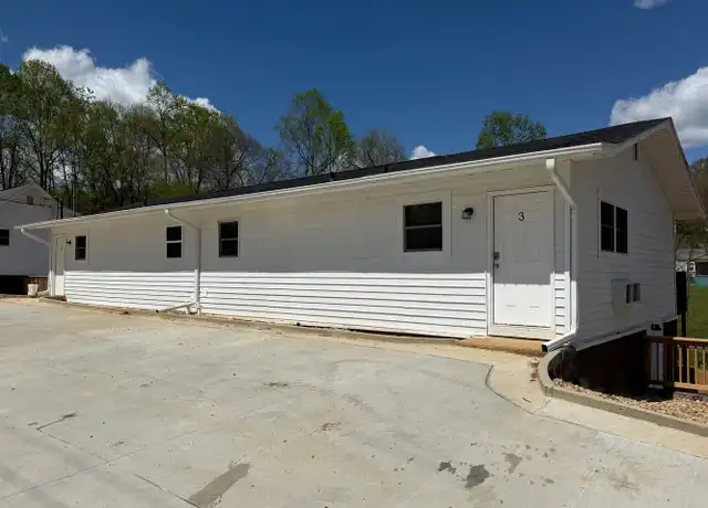 Property at 1343 Jackson Hollow Rd Unit 03, Kingsport, TN, 37663, 1 bed, 1 bath, [object Object]