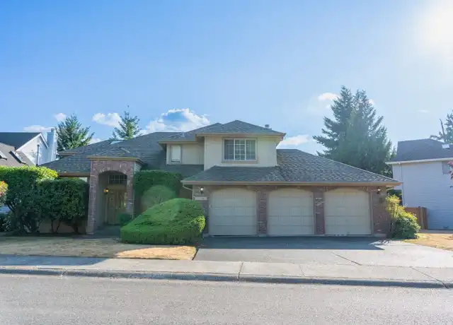 Property at 11731 SE 60th Pl, Bellevue, WA, 98006, 3 beds, 2.5 baths, [object Object]
